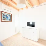 Maison La Digue By Ca-sa Check アパート キオッジャ